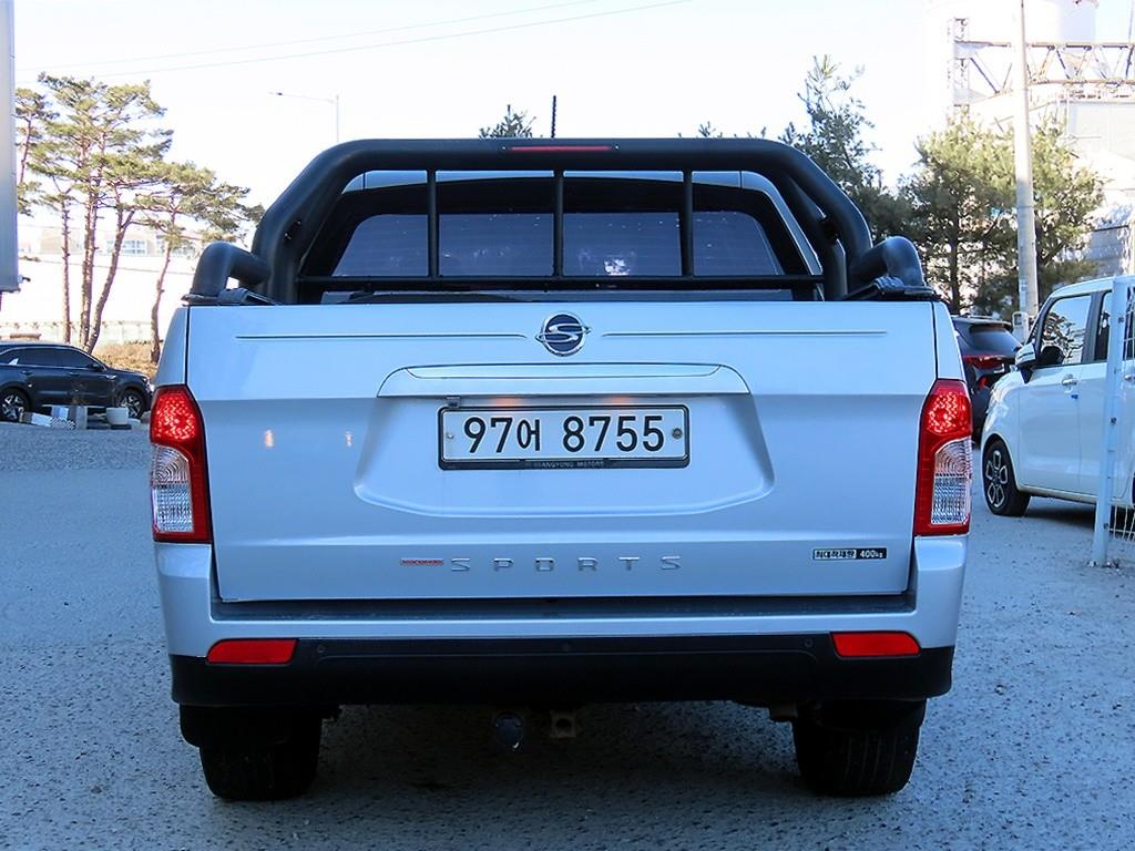 Ssangyong Korando - Vista 4