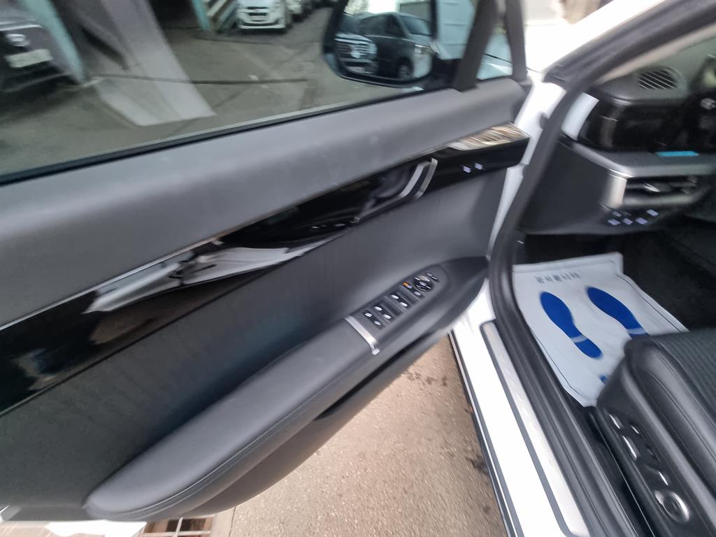 HYUNDAI Grandeur 2024 Blanco - Importación desde Corea - HF Imports Iquique - Foto 18