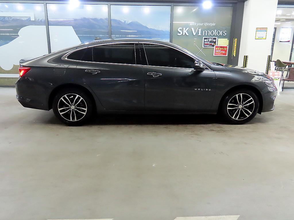 Chevrolet Malibu - Vista 3