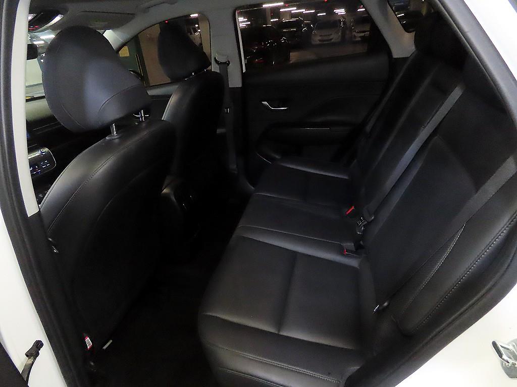 HYUNDAI Kona - Vista 6