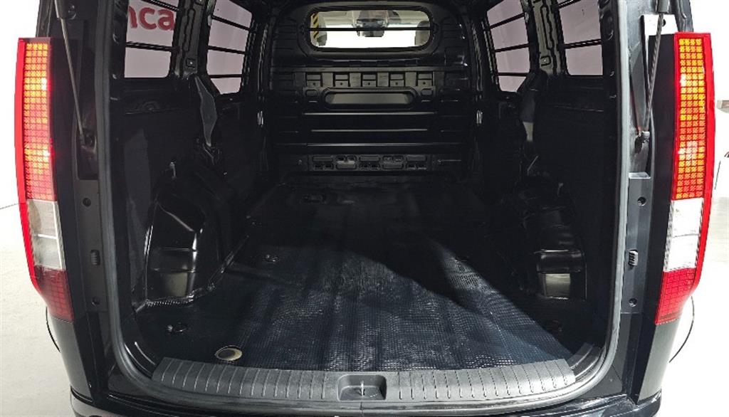 HYUNDAI Staria 2025 Negro - Importación desde Corea - HF Imports Iquique - Foto 19