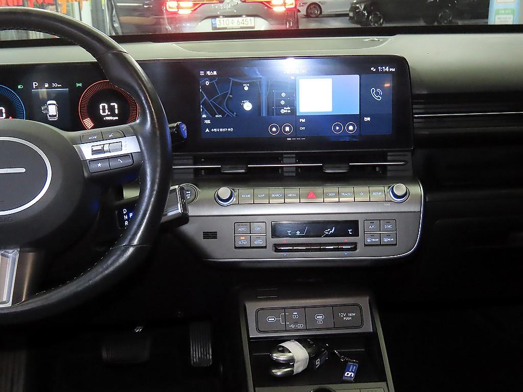 HYUNDAI Kona - Vista 10