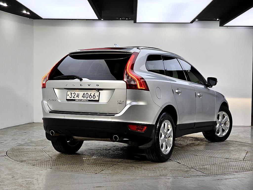 Volvo XC60 - Vista 4