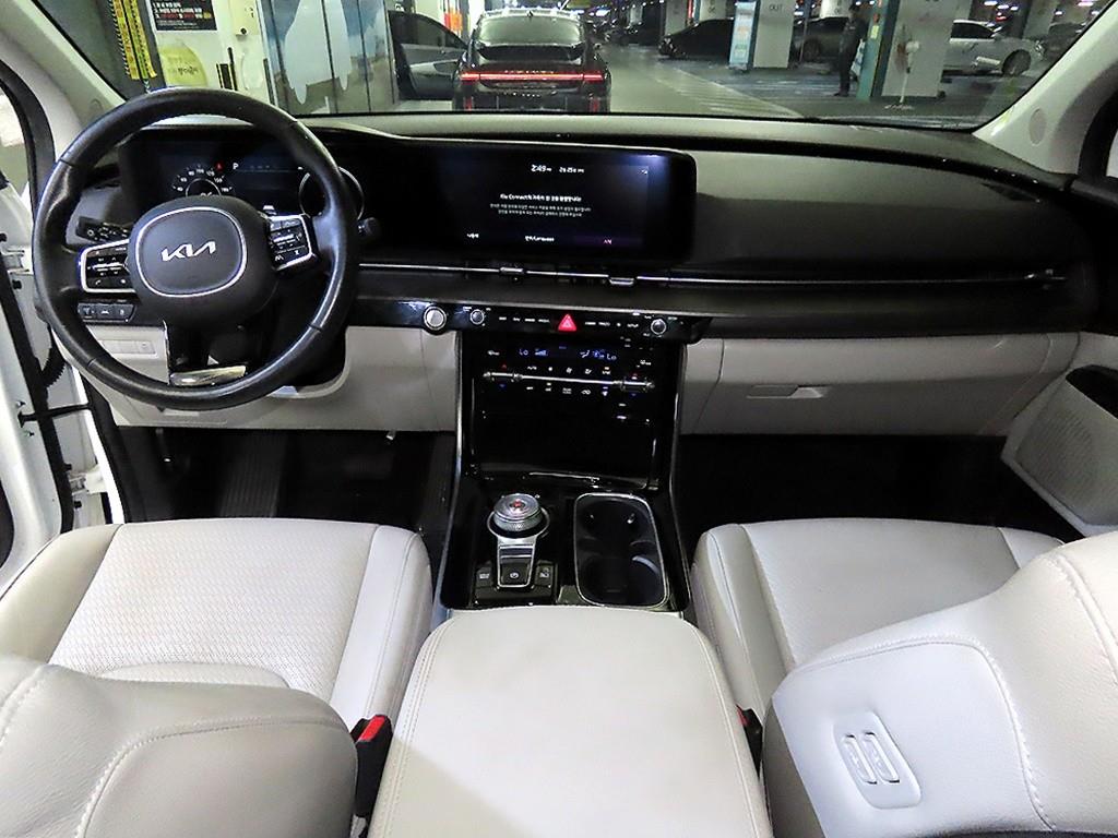 KIA Carnival - Vista 6