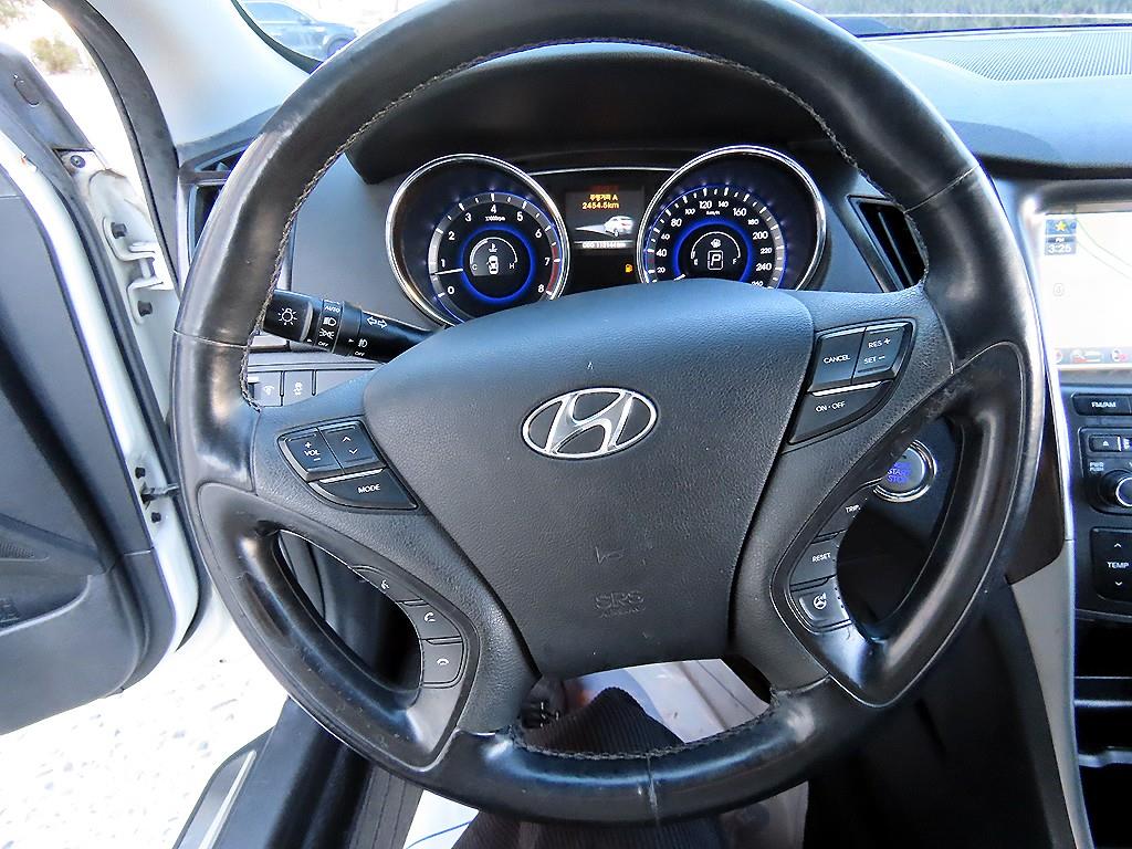 HYUNDAI Sonata - Vista 8