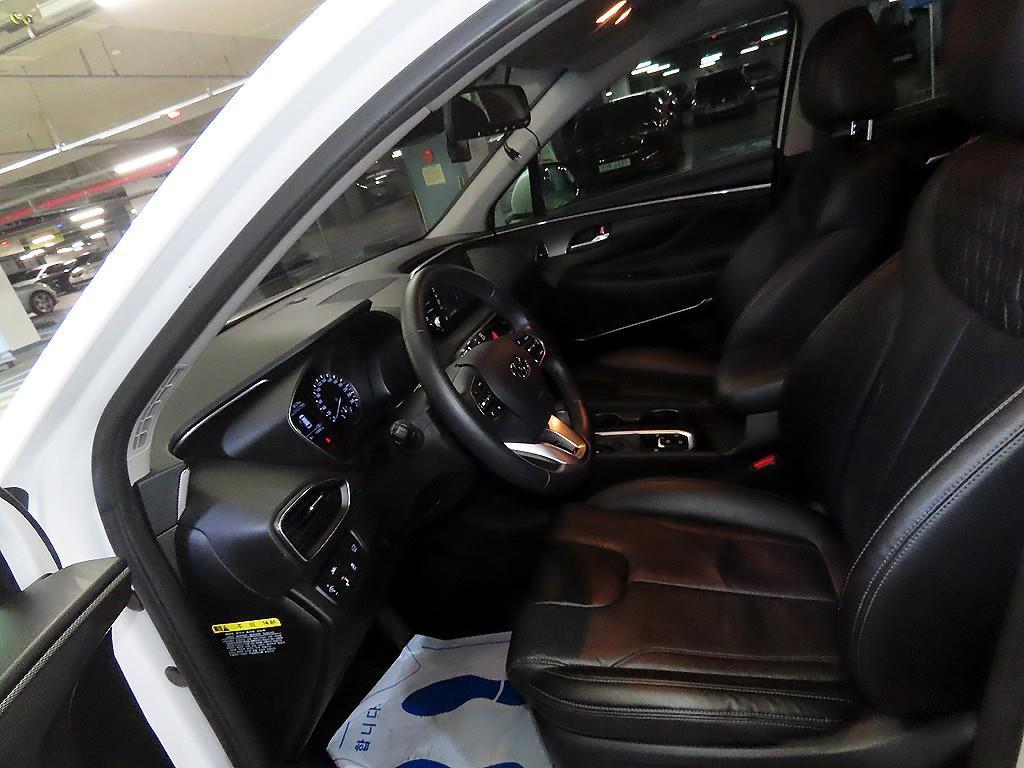 HYUNDAI Santa Fe - Vista 6