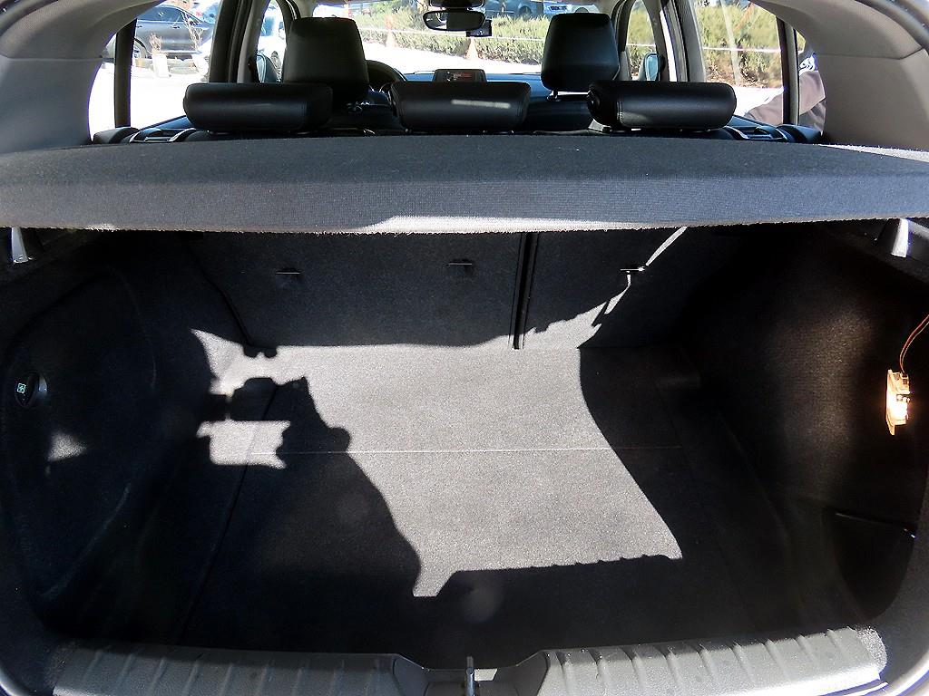 BMW 1 series 2015 Blanco - Importación desde Corea - HF Imports Iquique - Foto 17