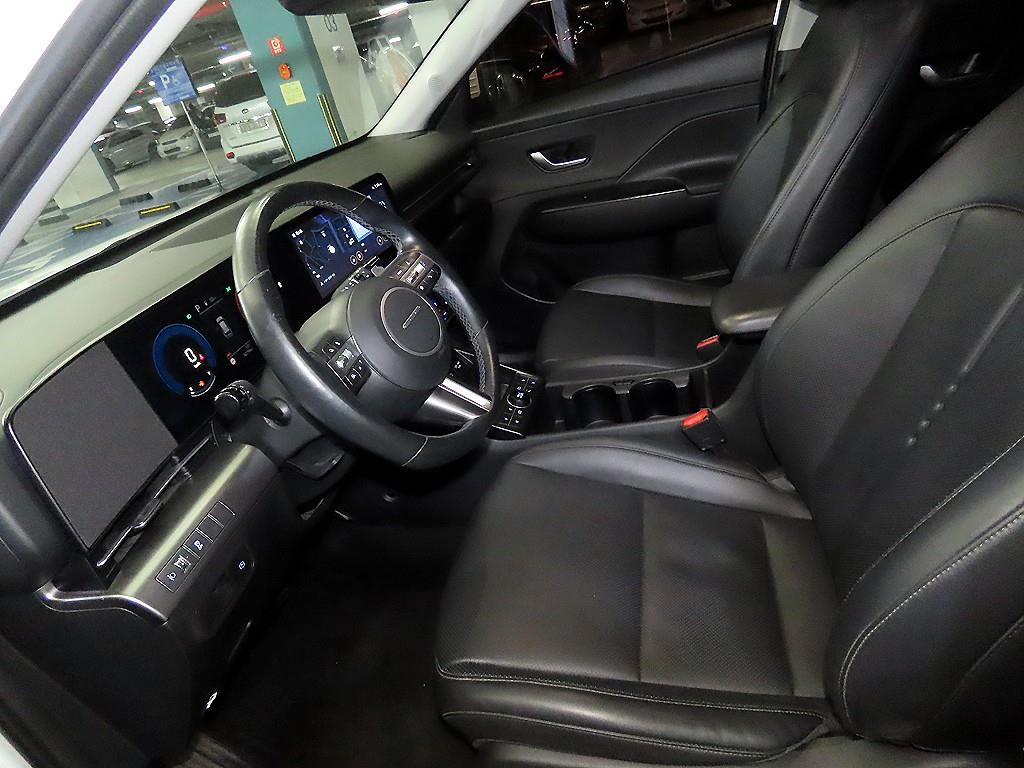 HYUNDAI Kona - Vista 5