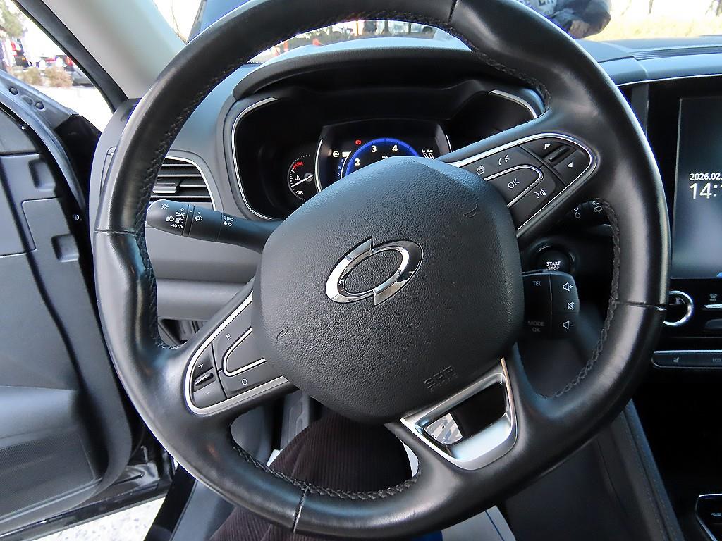 SAMSUNG QM6 - Vista 8