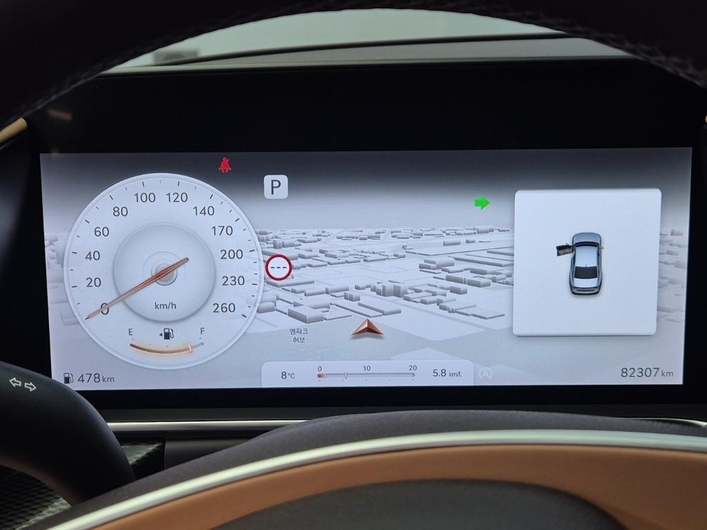 Genesis G90 - Vista 6