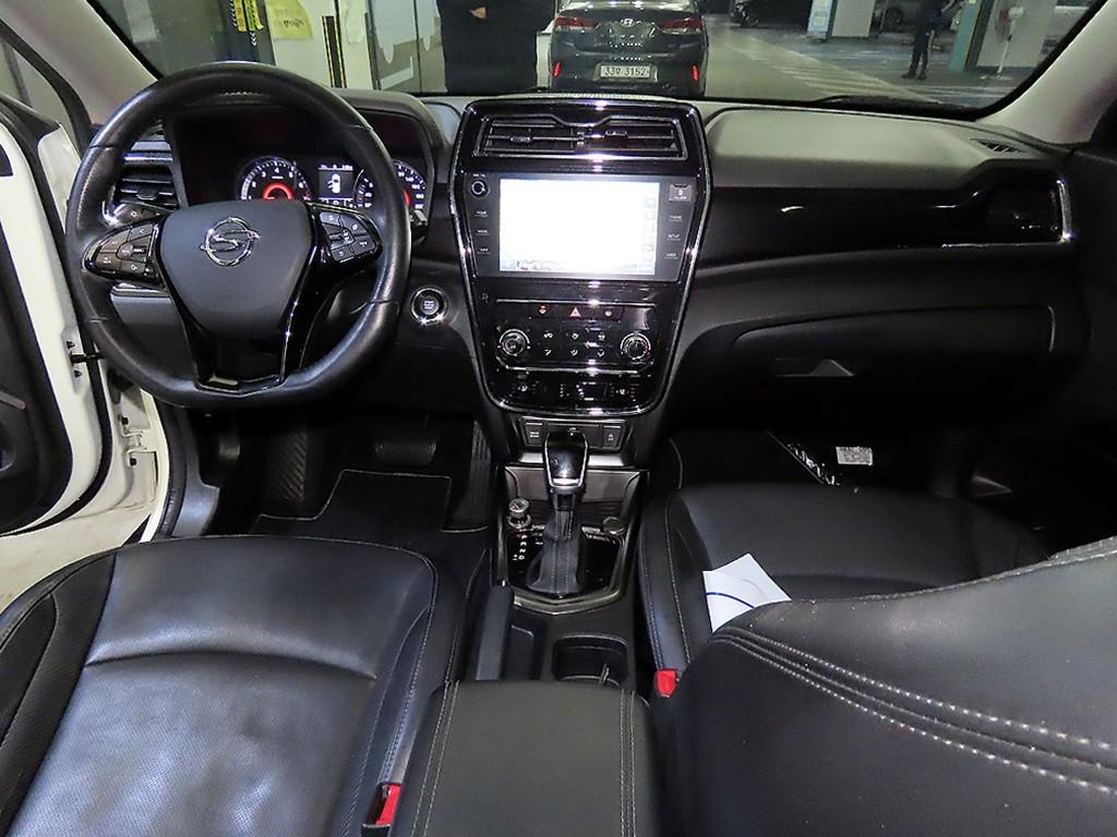 Ssangyong Tivoli - Vista 10