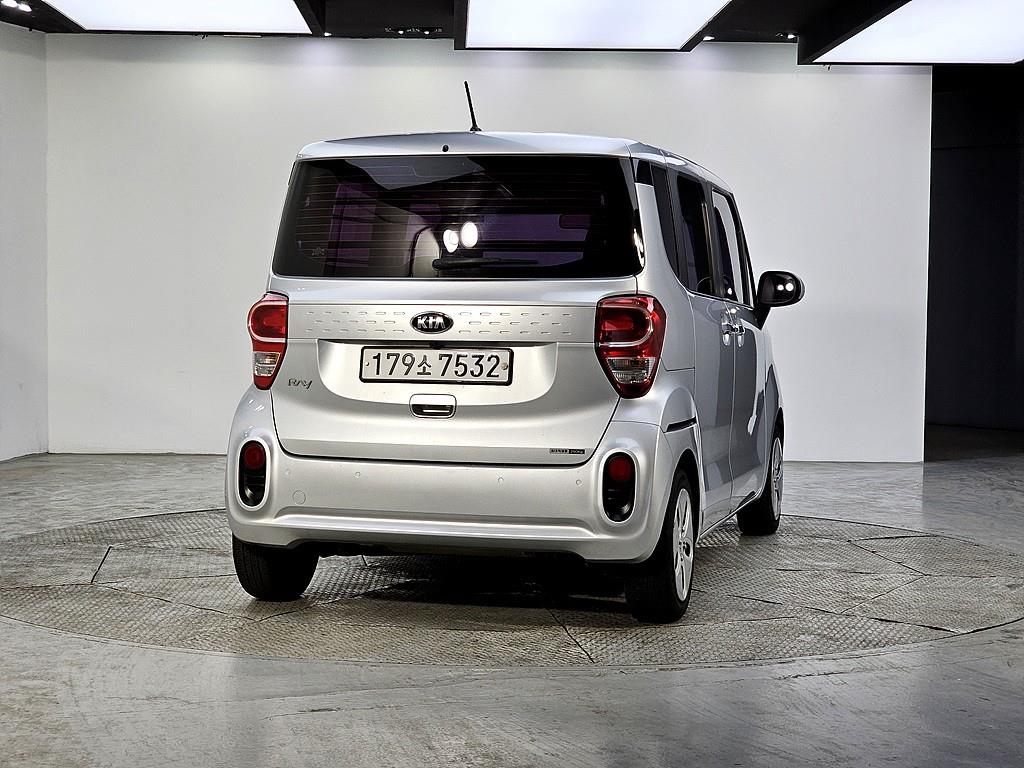 KIA Ray - Vista 3