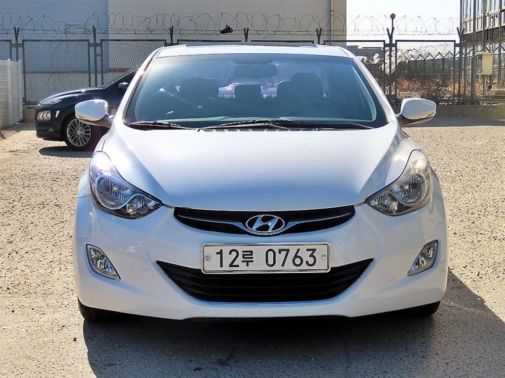 HYUNDAI Avante 2012 Blanco - Importación desde Corea - HF Imports Iquique - Foto 1