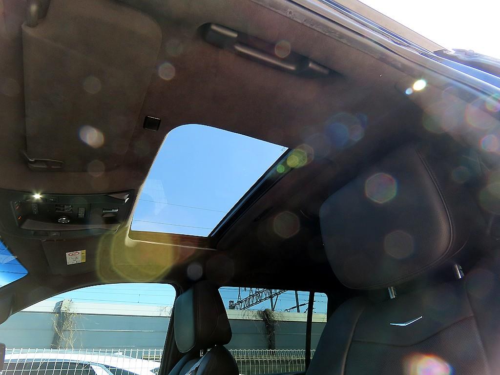 Cadillac Escalade 2018 Negro - Importación desde Corea - HF Imports Iquique - Foto 16