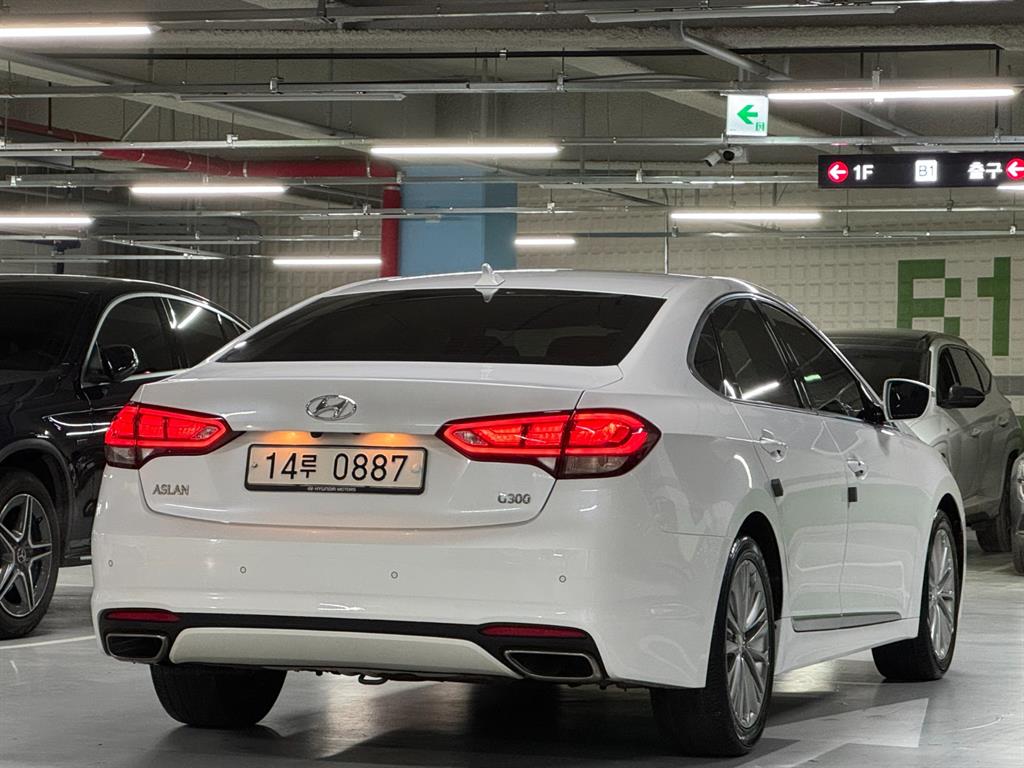 HYUNDAI Aslan - Vista 3