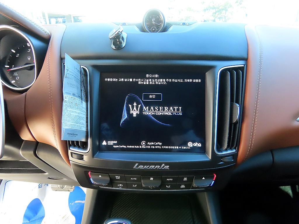 Maserati Levante - Vista 12