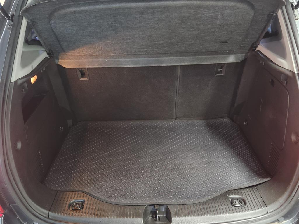 Chevrolet Trax 2018 Gris - Importación desde Corea - HF Imports Iquique - Foto 17
