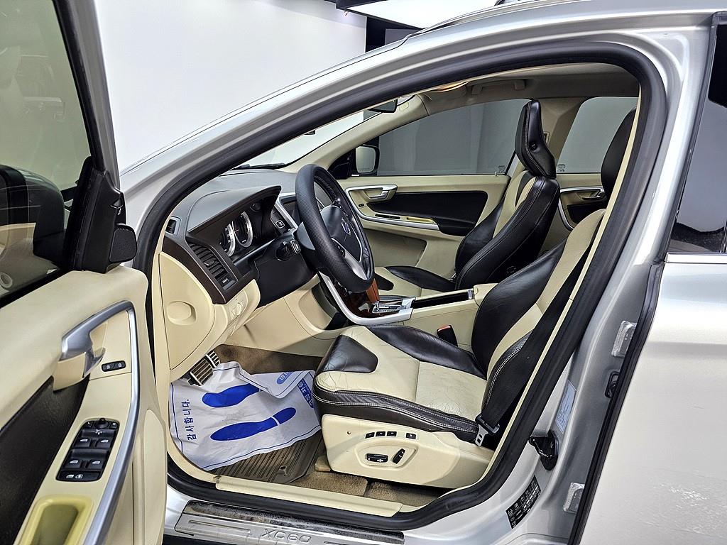Volvo XC60 - Vista 7