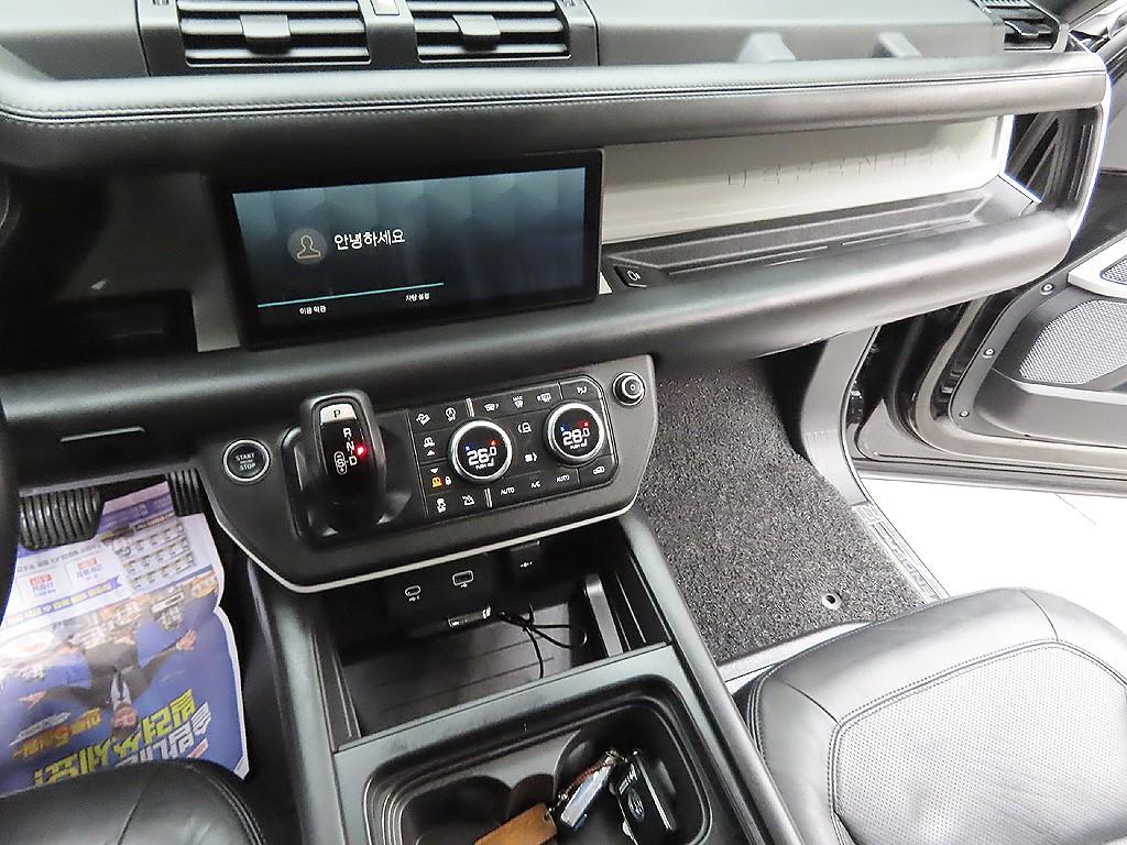 Land Rover Defender 2022 Negro - Importación desde Corea - HF Imports Iquique - Foto 7