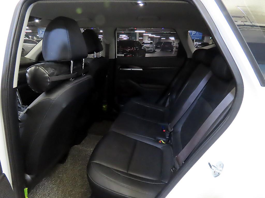 KIA Seltos - Vista 7