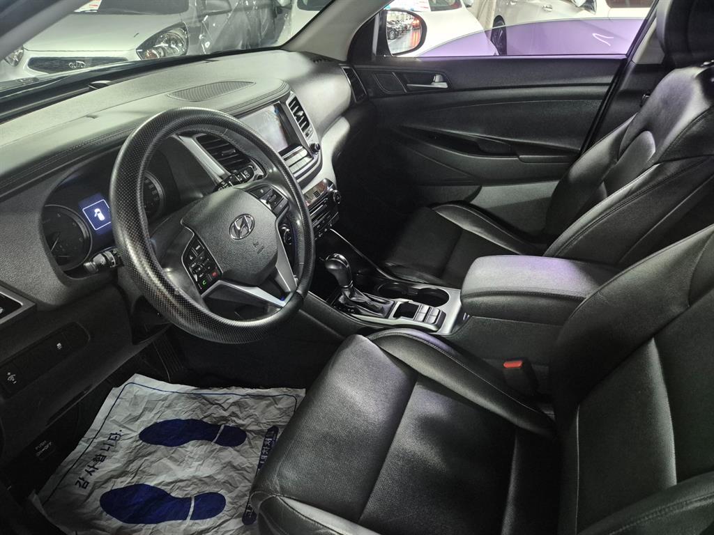 HYUNDAI Tucson - Vista 6