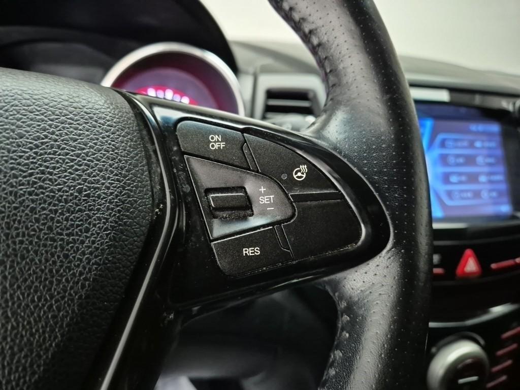 Ssangyong Tivoli 2016 Blanco - Importación desde Corea - HF Imports Iquique - Foto 13