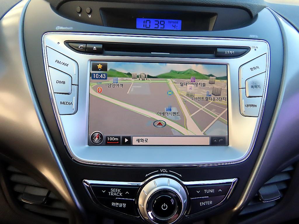 HYUNDAI Avante 2012 Blanco - Importación desde Corea - HF Imports Iquique - Foto 14