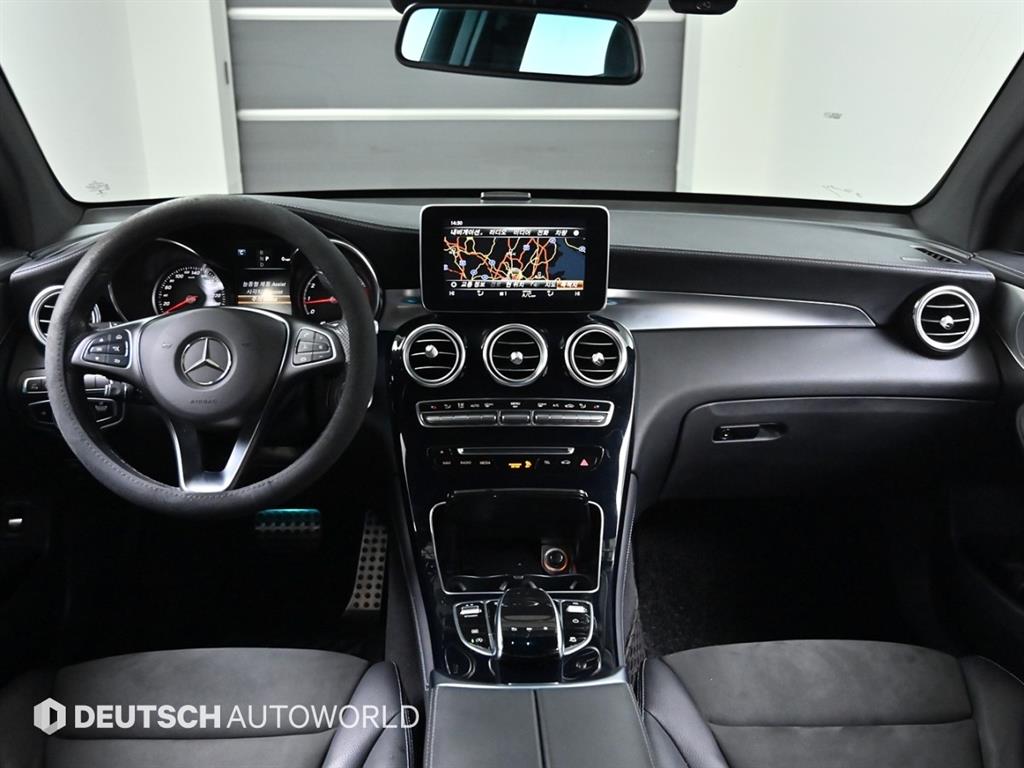 Mercedes Benz GLC Class - Vista 7