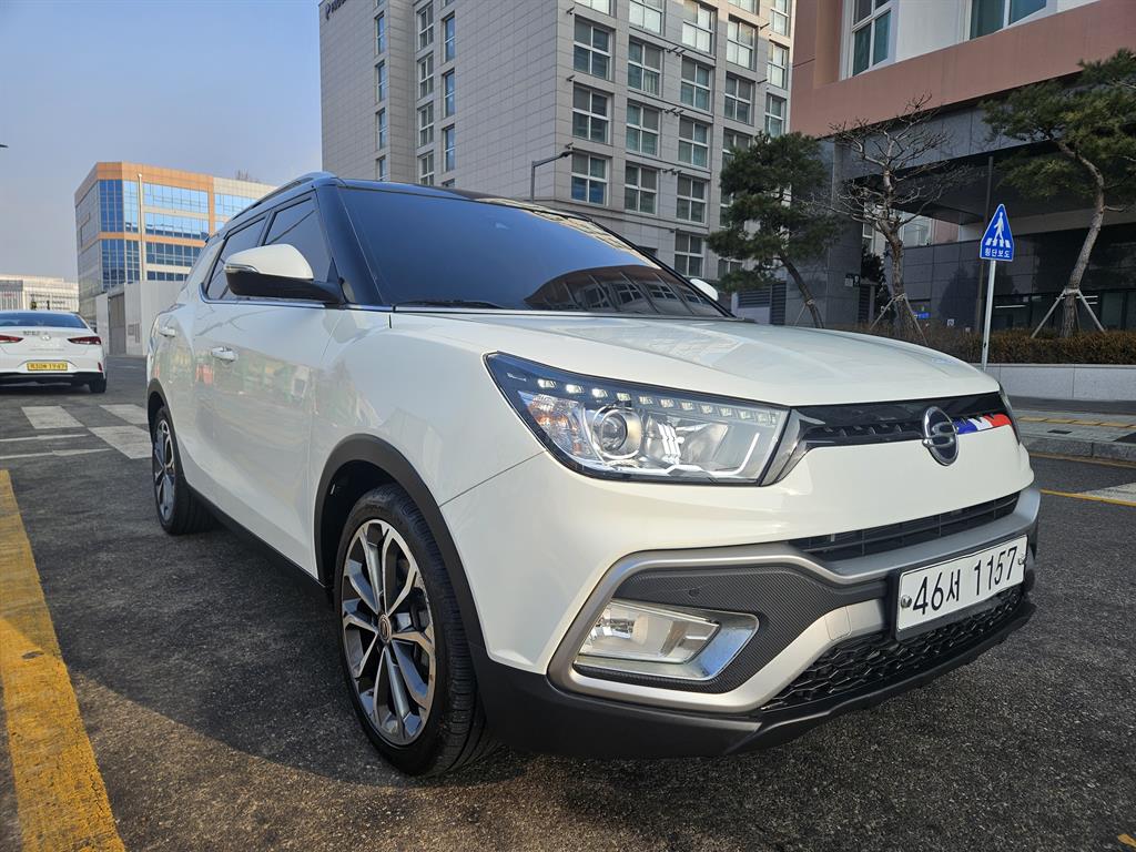 Ssangyong Tivoli - Vista 6