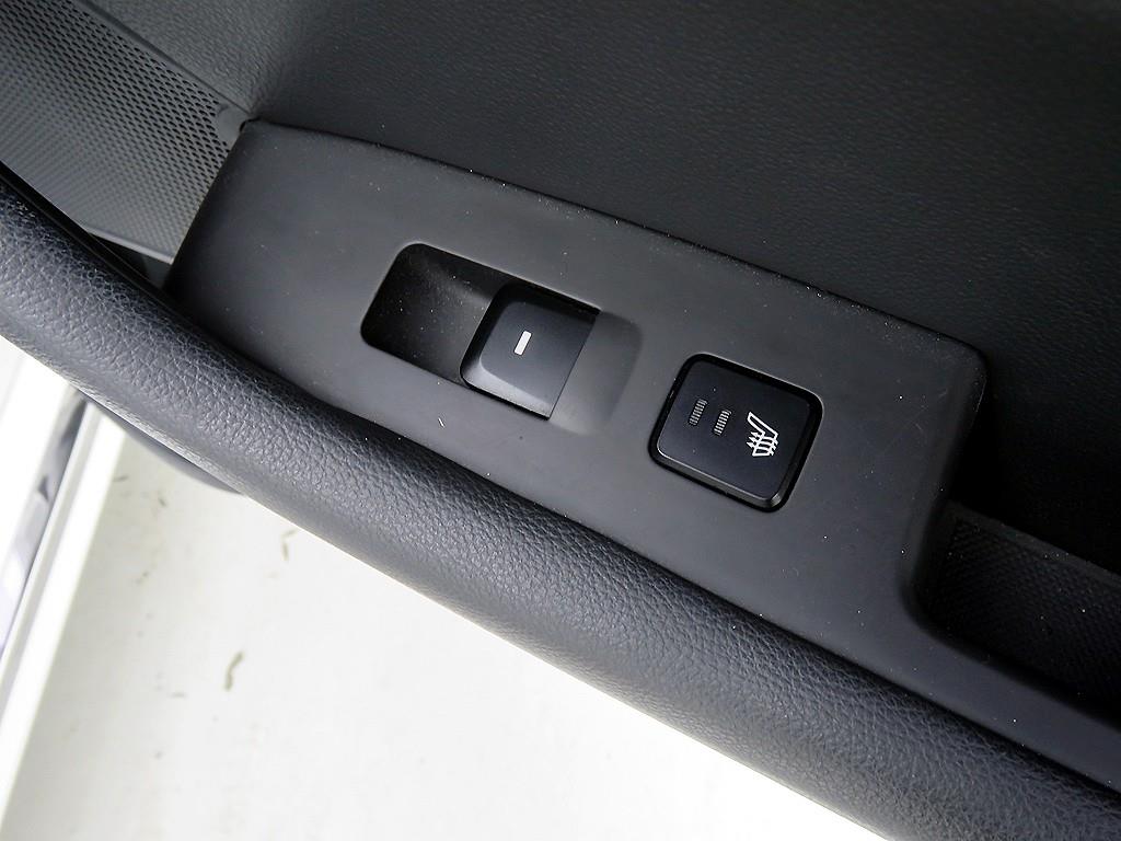 HYUNDAI Sonata - Vista 9