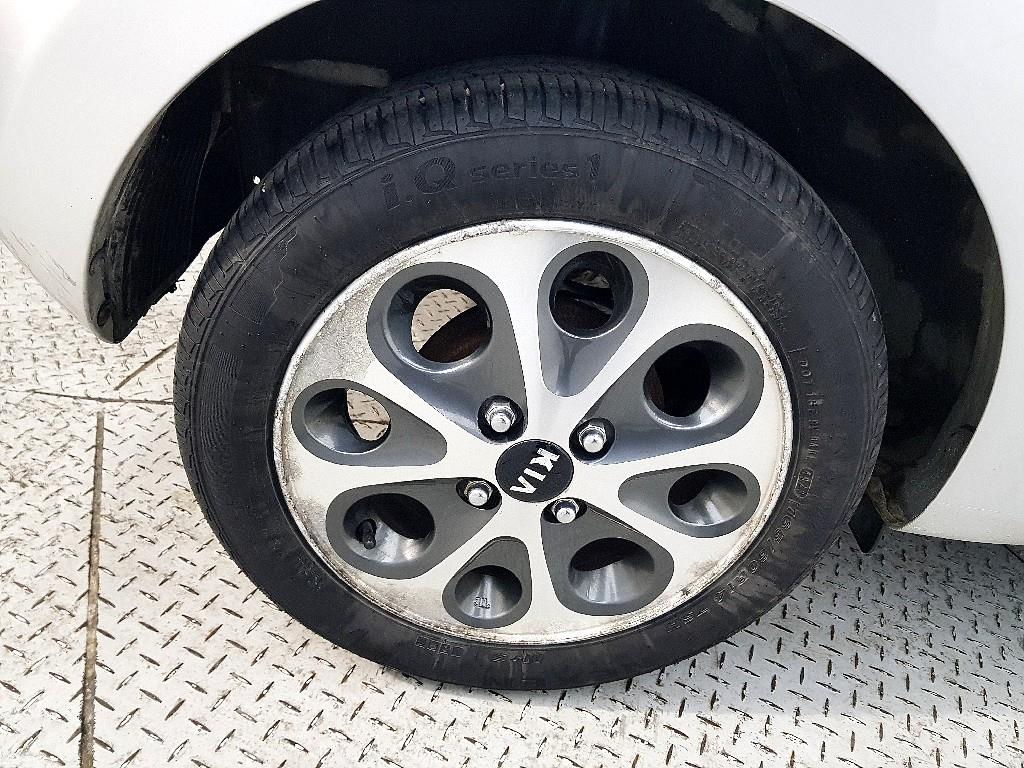 KIA Morning 2012 Plateado - Importación desde Corea - HF Imports Iquique - Foto 20