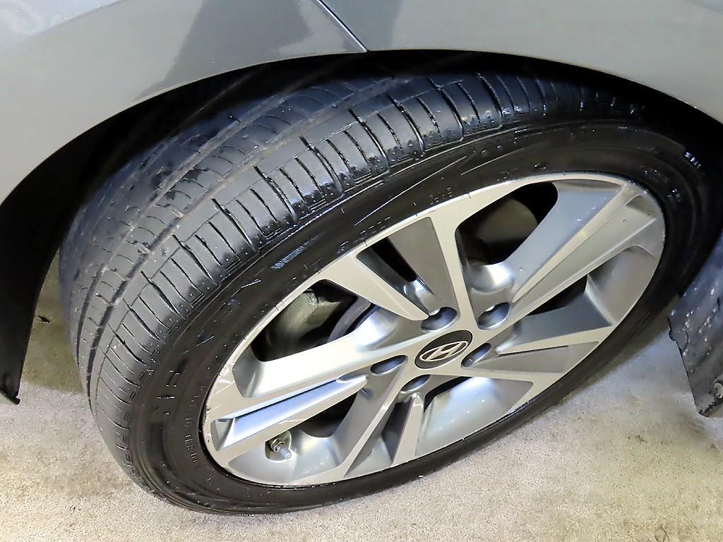 HYUNDAI Avante 2017 Gris - Importación desde Corea - HF Imports Iquique - Foto 18