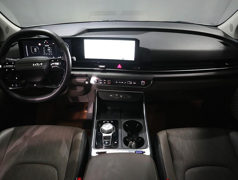 KIA Carnival - Vista 5