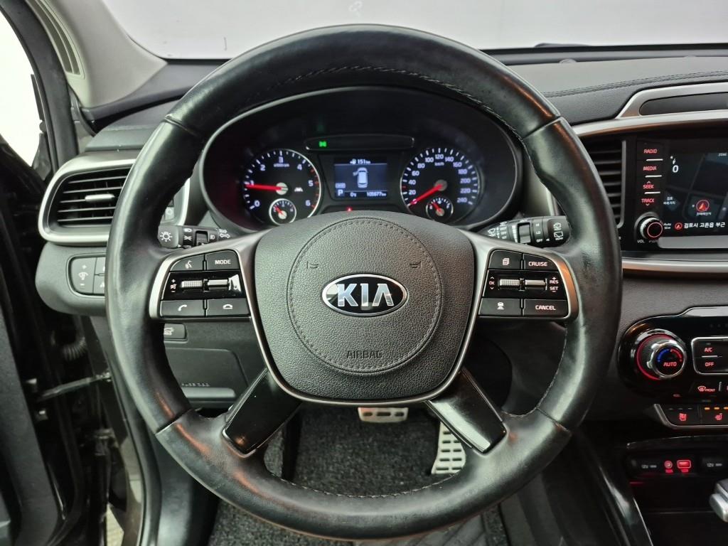 KIA Sorento - Vista 9