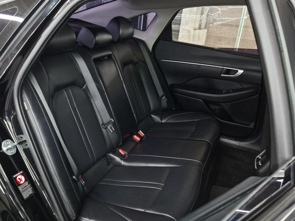 HYUNDAI Sonata - Vista 11