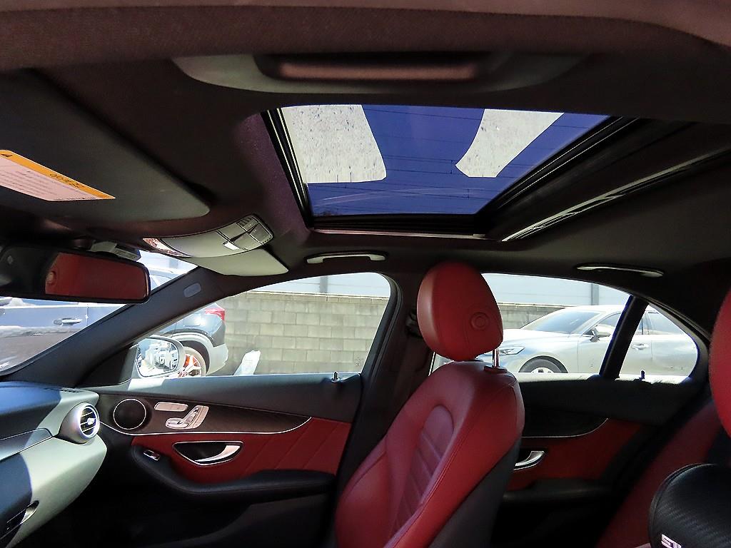 Mercedes Benz C Class - Vista 12