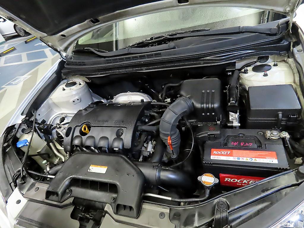 HYUNDAI Avante 2009 Blanco - Importación desde Corea - HF Imports Iquique - Foto 15