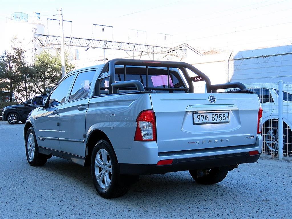 Ssangyong Korando - Vista 3