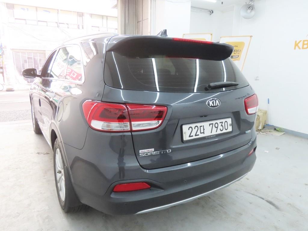 KIA Sorento - Vista 4