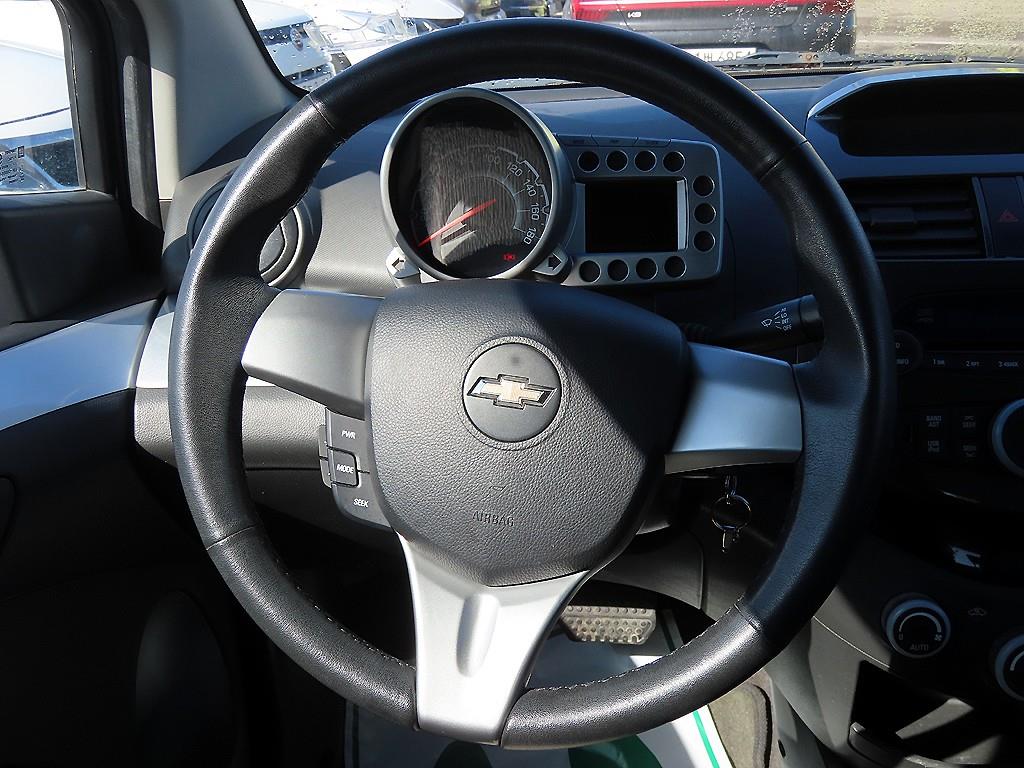 Chevrolet Spark - Vista 7