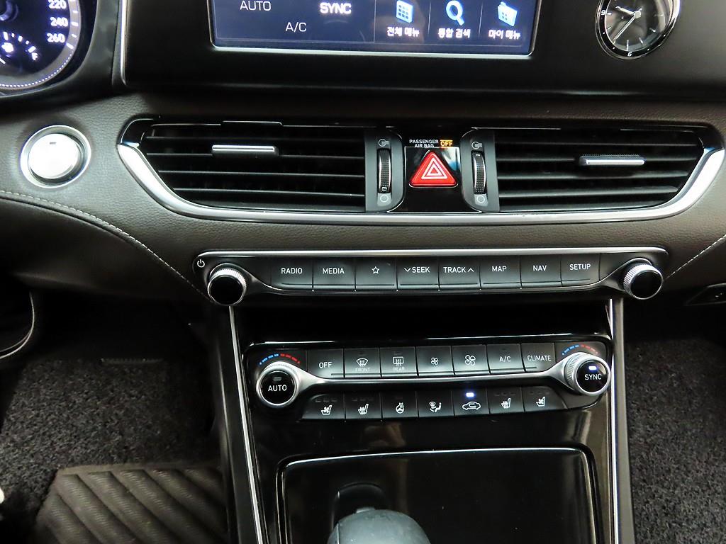 HYUNDAI Grandeur - Vista 10