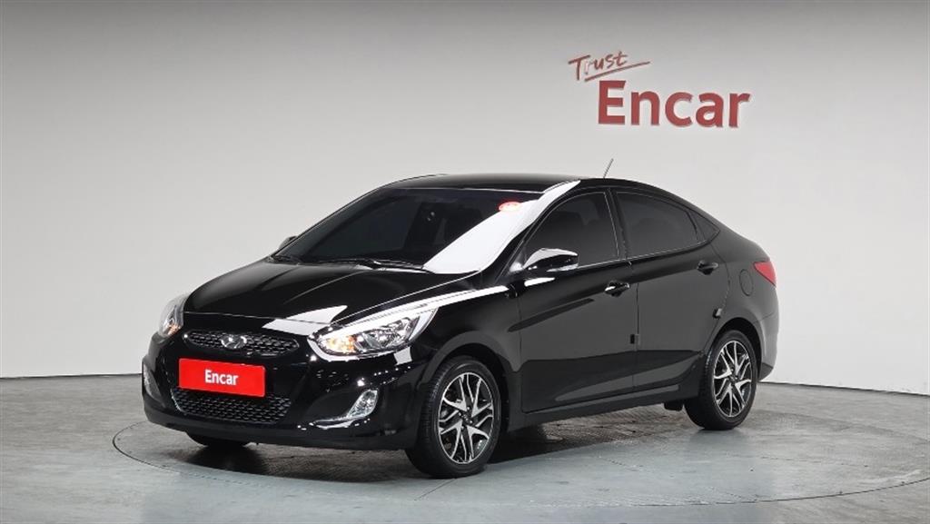 HYUNDAI Accent 2019 Negro - Importación desde Corea - HF Imports Iquique - Foto 1