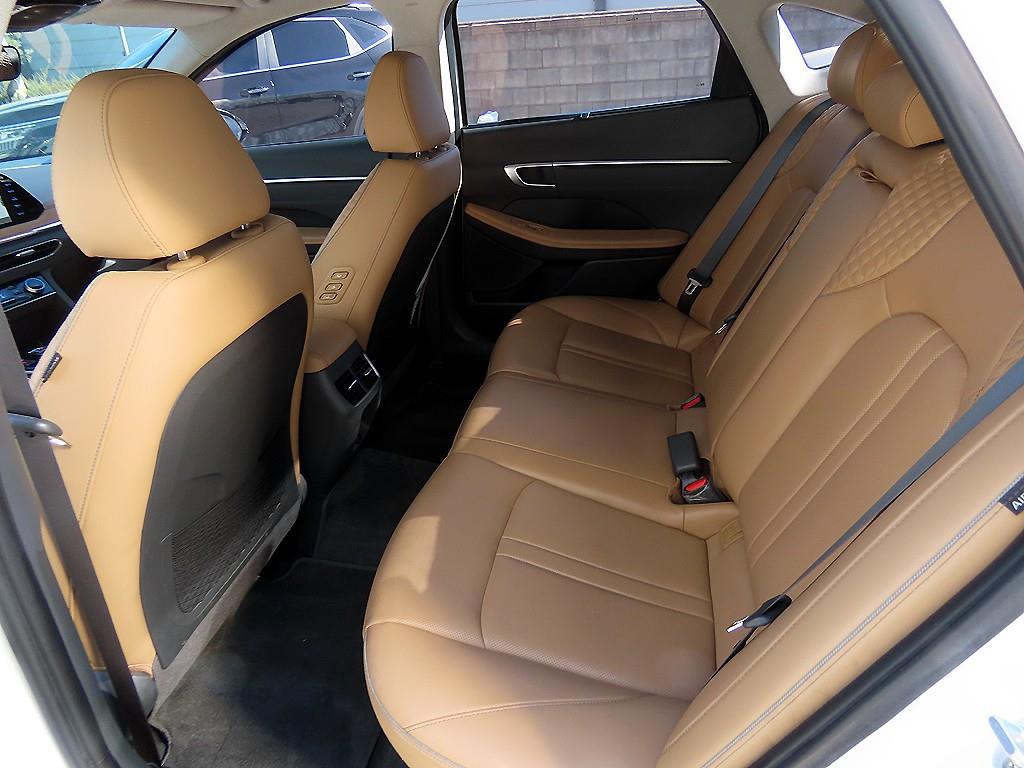 HYUNDAI Sonata - Vista 6