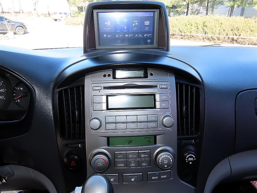 HYUNDAI Starex 2016 Plateado - Importación desde Corea - HF Imports Iquique - Foto 14