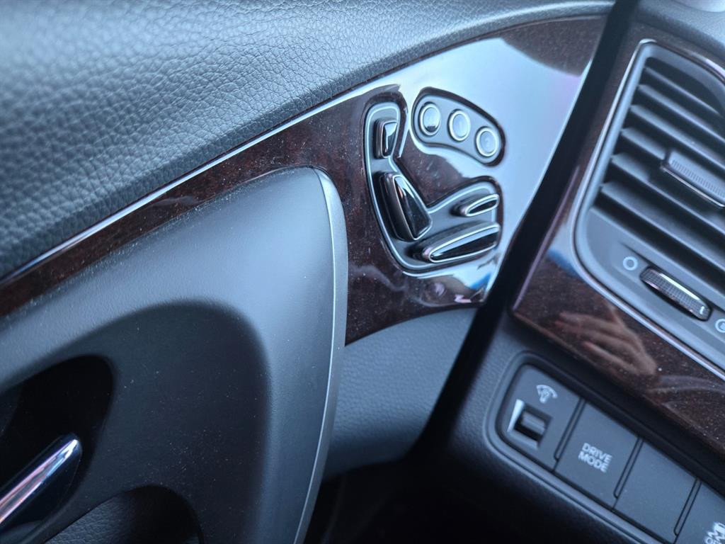 HYUNDAI Grandeur - Vista 12