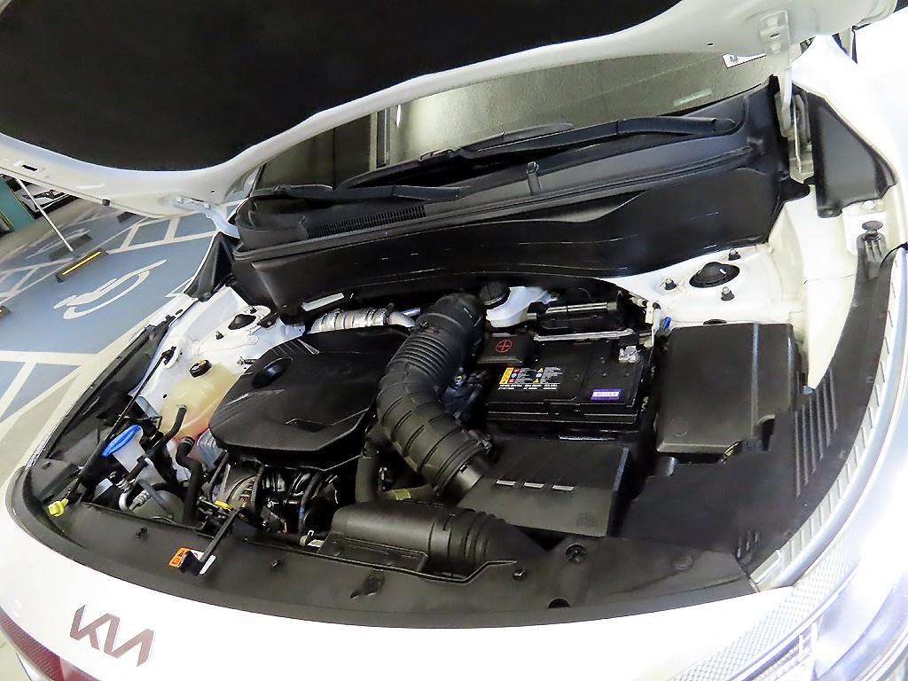 KIA Seltos 2023 Blanco - Importación desde Corea - HF Imports Iquique - Foto 18