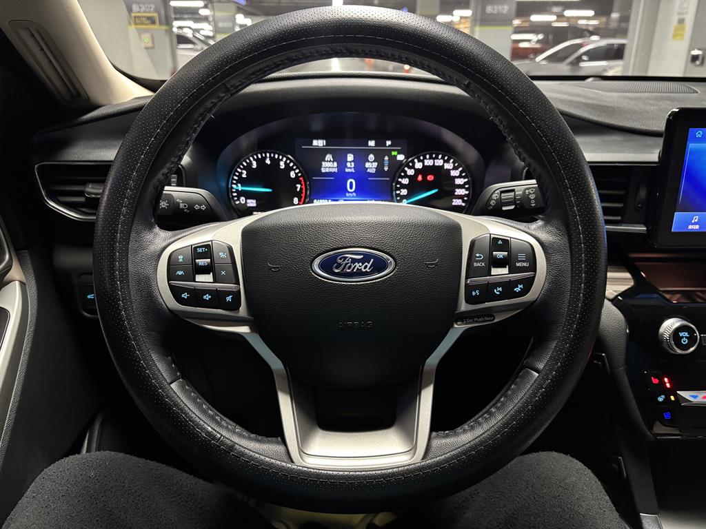 Ford Explorer - Vista 9