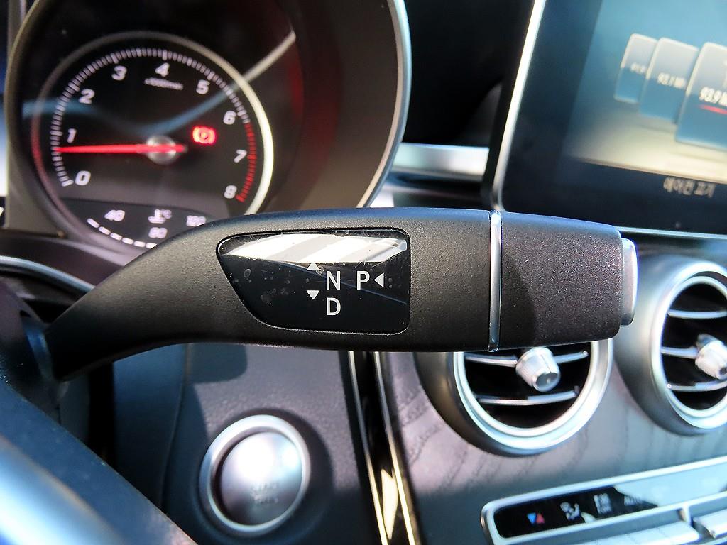 Mercedes Benz C Class - Vista 6