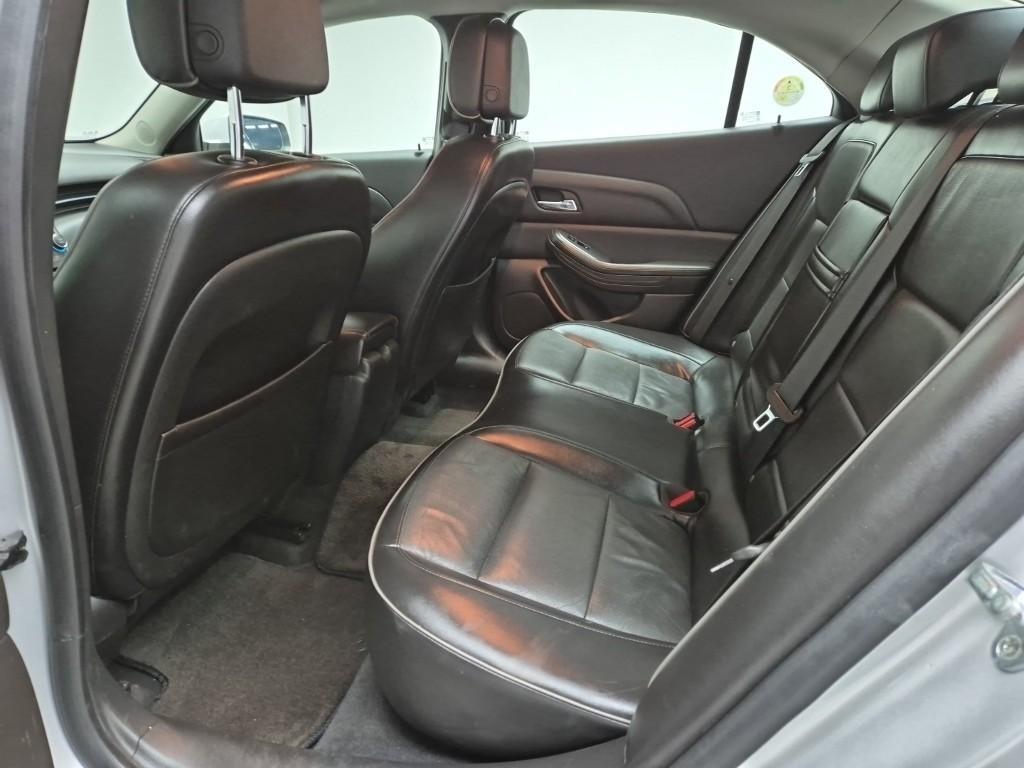 Chevrolet Malibu 2012 Plateado - Importación desde Corea - HF Imports Iquique - Foto 19