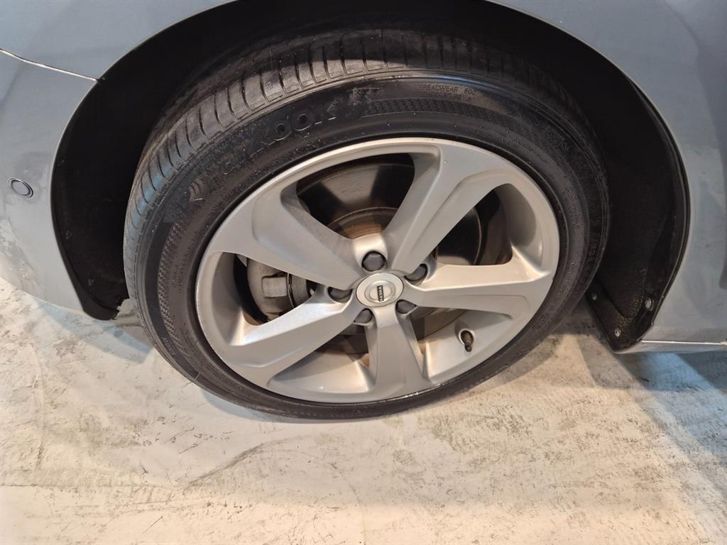 Volvo V40 2018 Gris - Importación desde Corea - HF Imports Iquique - Foto 17
